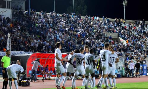 Έβαλε το χέρι στην τσέπη ο πρόεδρος (δηλώσεις) thumb
