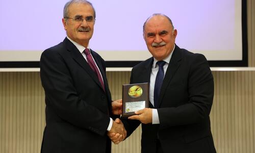 Στην παρουσίαση του λευκώματος των 50χρονων της ΕΑΚ η ηγεσία του ΚΟΑ thumb