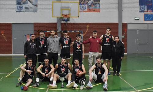 Πανεπιστήμιο Λευκωσίας: Πρώτοι, αήττητοι και τροπαιούχοι! thumb
