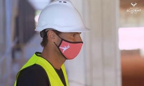 Ο Ναδάλ επιβλέπει τις εργασίες στην ακαδημία του thumb