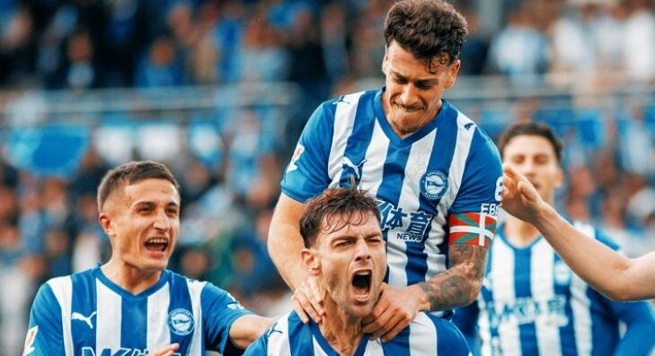 La Liga: Η Αλαβές έκοψε τη φόρα στην Εσπανιόλ thumb