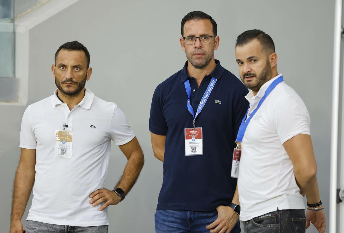 Κίνηση για τερματοφύλακα thumb