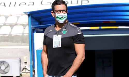 «Του χρόνου αγοράστε κιάλια για να μας βλέπετε» thumb