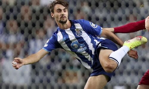 Περνάει ιατρικά στο Λονδίνο και υπογράφει ο Βιέιρα! thumb