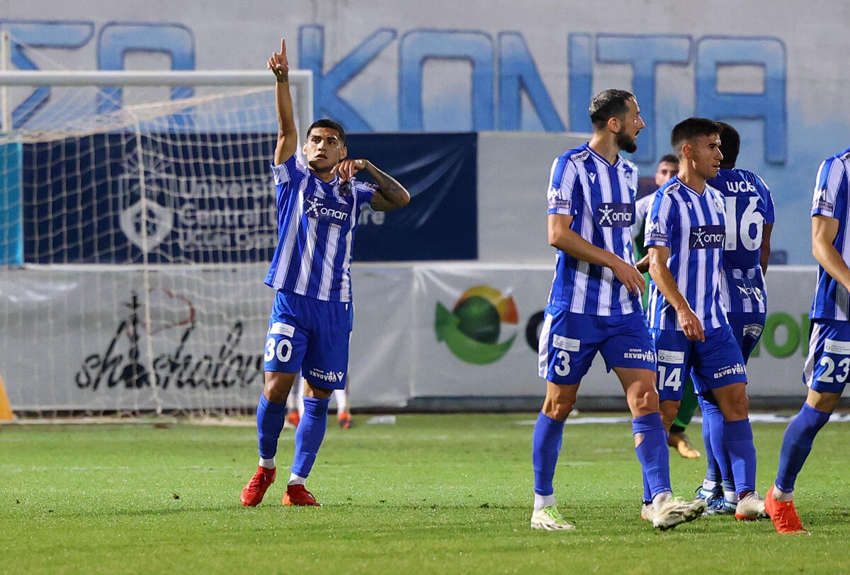 «Αυτός είναι ο στόχος για Καμπρέρα» - Σχόλιο για τις πληρωμές των παικτών thumb