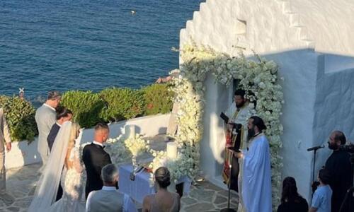 Παντρεύτηκε ο Βλαχοδήμος και τραγούδησε με Ιακωβίδη (vid) thumb