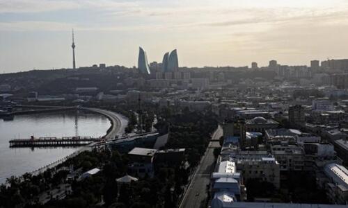 Η Formula 1 θα «τρέχει» στο Αζερμπαϊτζάν έως το 2030 thumb