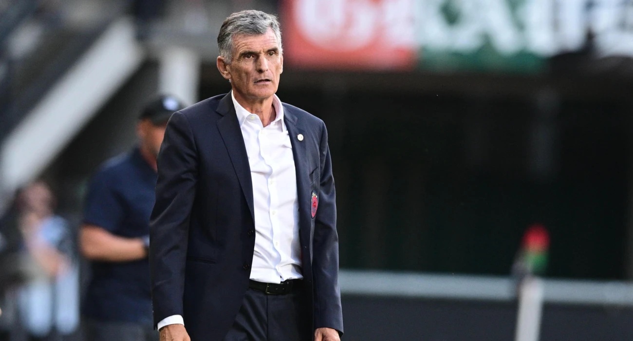 Η λίστα του Ολυμπιακού για το Europa League: Ποιους άφησε εκτός ο Μεντιλίμπαρ image